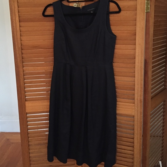 Navy Banana Republic midi dress