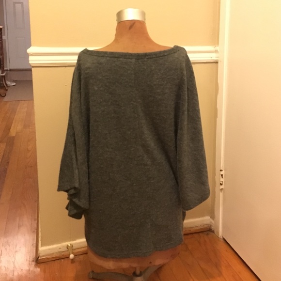 Batwing British flag sweater - Picture 2 of 2