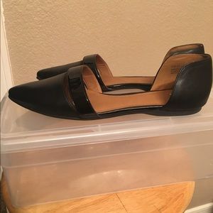 BLACK FRIDAY SALE!!! BP 'Lovee' Banded Flats