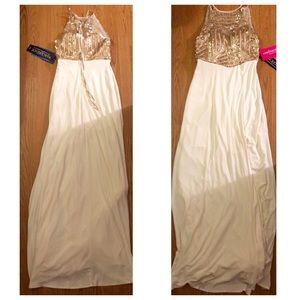 Sleeveless Floorlength Formal Dress