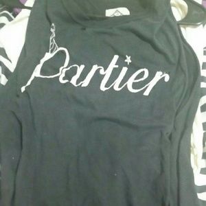 Unif partier tank