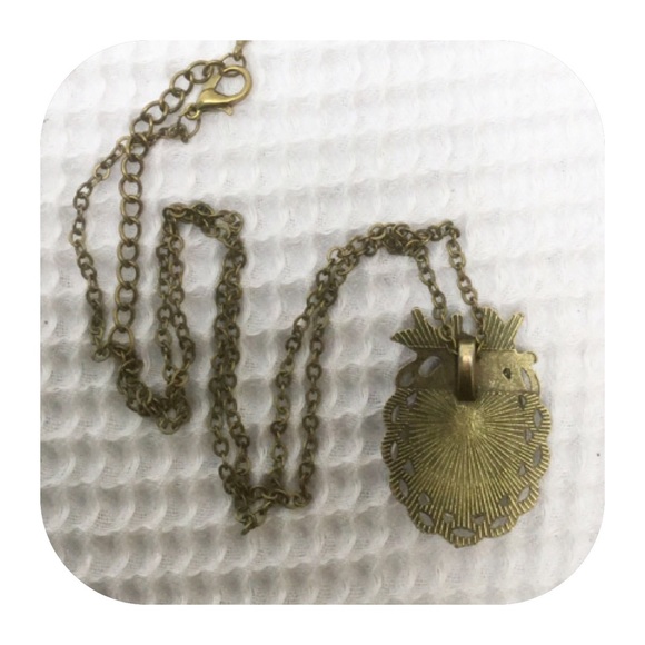 New Antiqued Vintage Style Bird Necklace - Picture 3 of 3