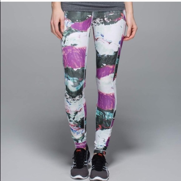Lululemon NWT pigment wave speed tights - Picture 2 of 4