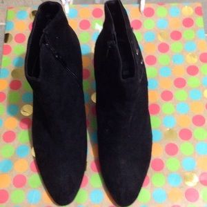 Suede black shoes