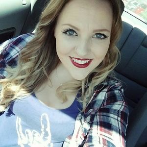 Meet your Posher, Breanna