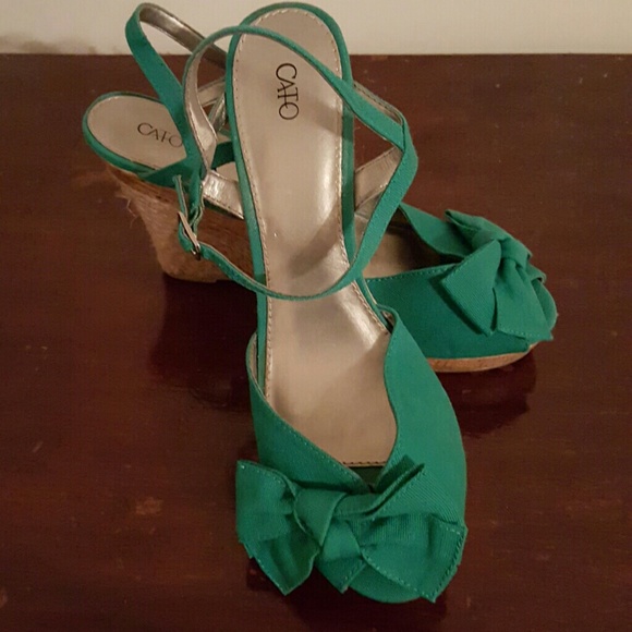 Green Wedge heels with side bow