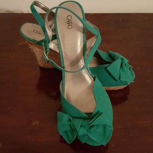 Green Wedge heels with side bow