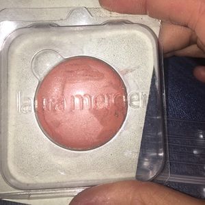 NWOT✨Laura Mercier •" Canyon" Blush