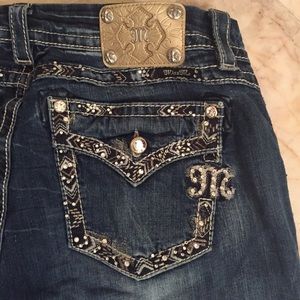 Dark wash miss me jeans!!