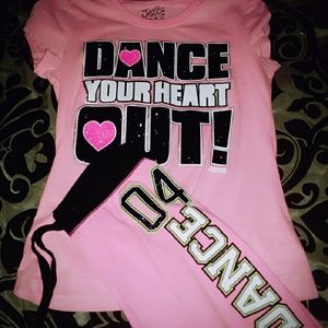 Flamingo pink Justice dance tee and sweats