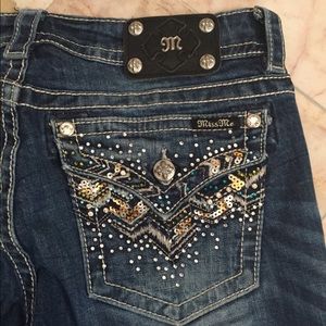 Dark wash Miss Me jeans!