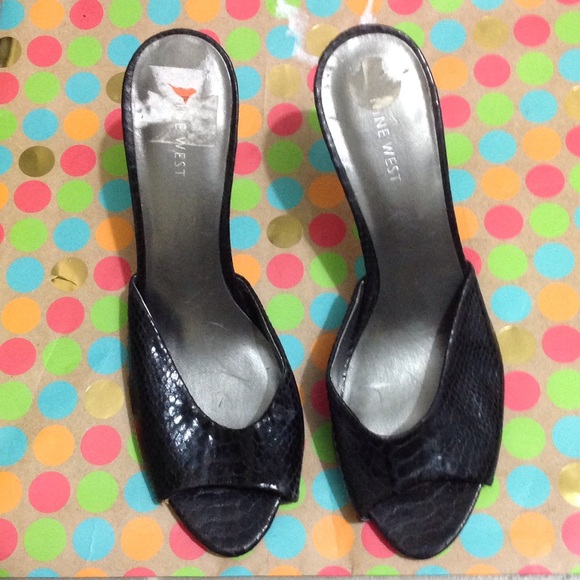 Black shoes