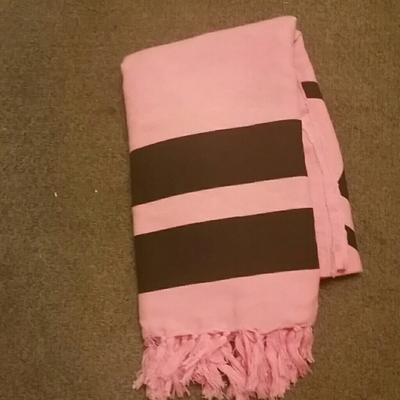 Pink quilt - Picture 2 of 2