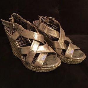Jessica Simpson Gold Wedges