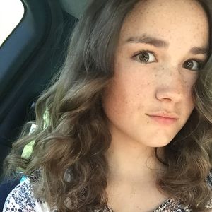 Meet your Posher, Brenna