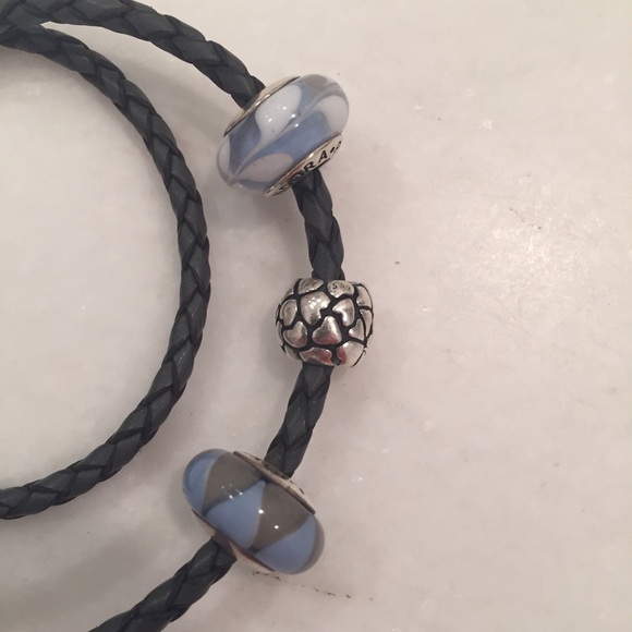 PANDORA Grey Double Leather Bracelet with 3 Charms - Picture 4 of 4