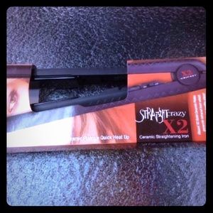 NIB Cricket X2 straightener - straight from salon
