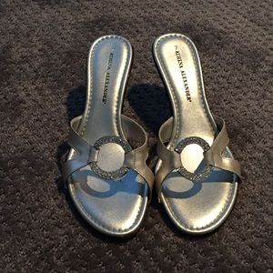 Athena Alexander Abel sandals size 7