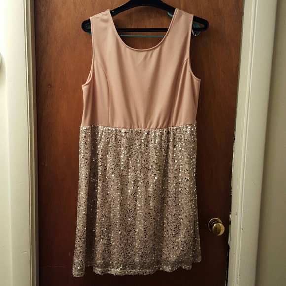 2x Deb blush dress with sequens