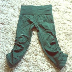 Lululemon In the Flow Crop size 4