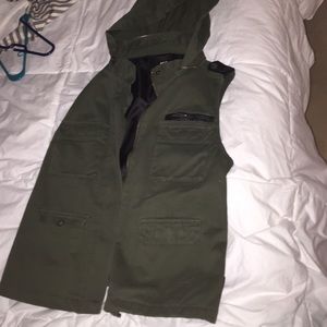 Army green vest