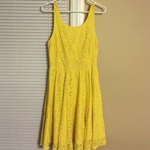 Lace Scoop-Back Dress