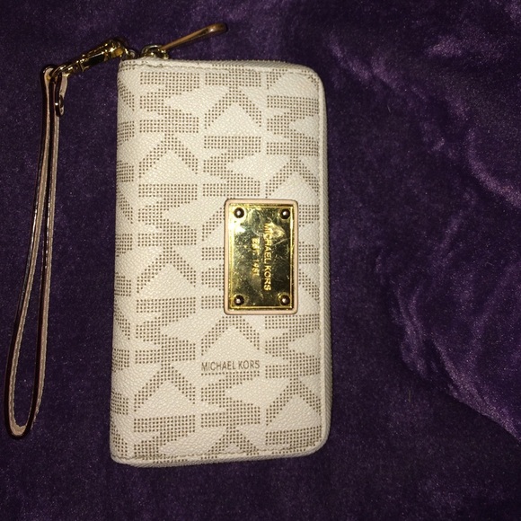 *NEED TO SELL ASAP* Gold & Tan MK wallet