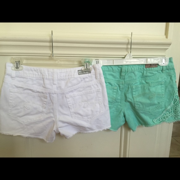 3 pairs for price of 1–Justice shorts - Picture 2 of 4