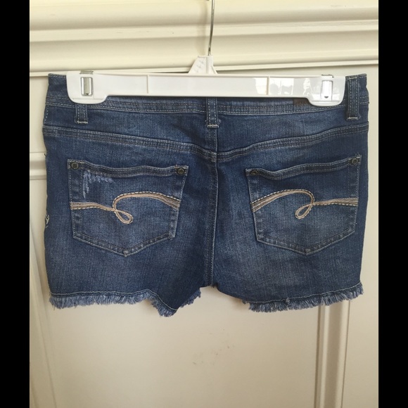 3 pairs for price of 1–Justice shorts - Picture 4 of 4