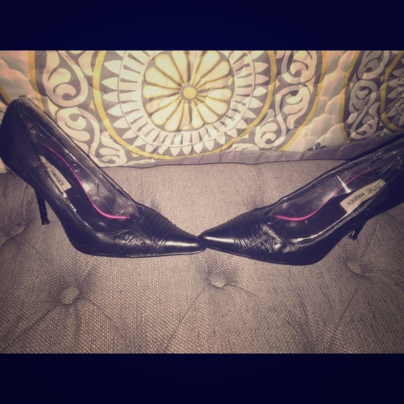 Steve Madden black leather heels