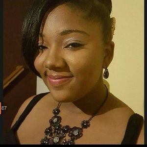 Meet your Posher, Rianna