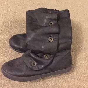 SO slouchy button brown flat boots