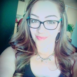 Meet your Posher, Melissa