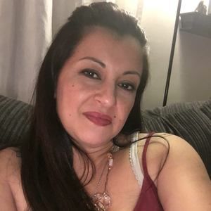 Meet your Posher, Alicia