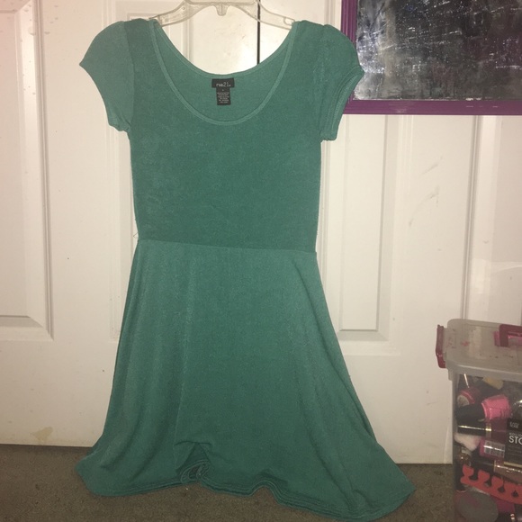 Green summer dress!!