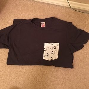 Men's urban outfitters shirt snoopy