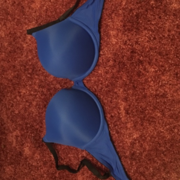 32DD blue pink bra