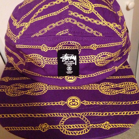 Stussy 5 Panel SnapBack- gold chain pattern