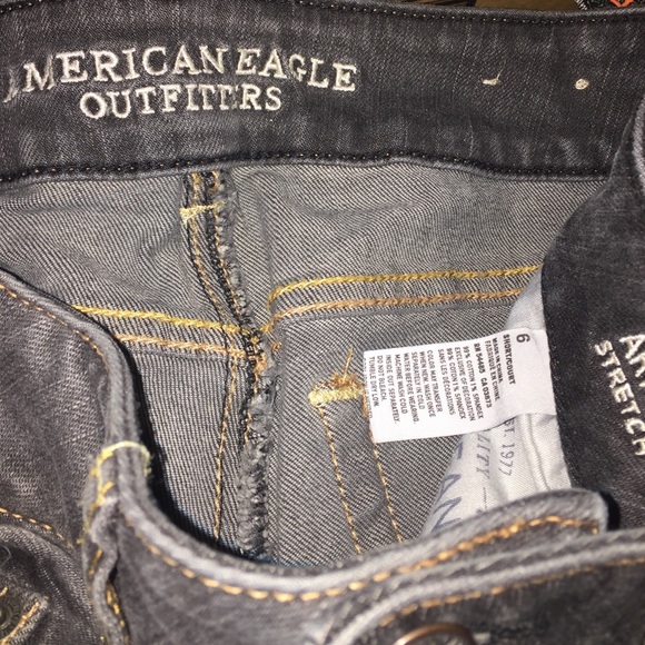 REDUCED PRICE American Eagle Artist jeans 6short