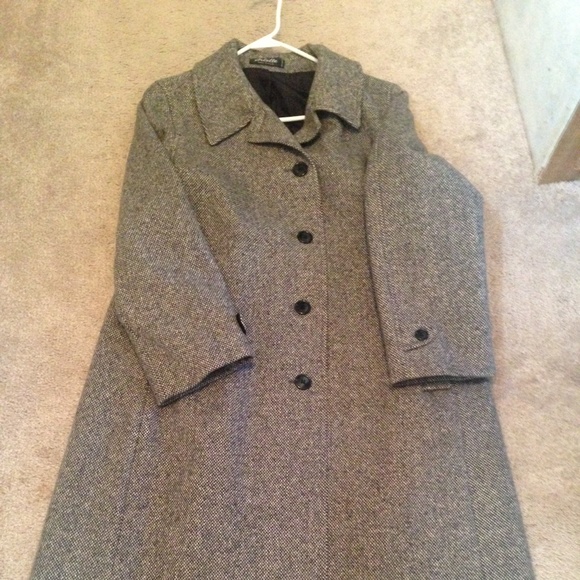 Coat - Picture 1 of 1