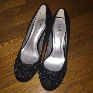 MIX IT Black Velvety Heels Size 10