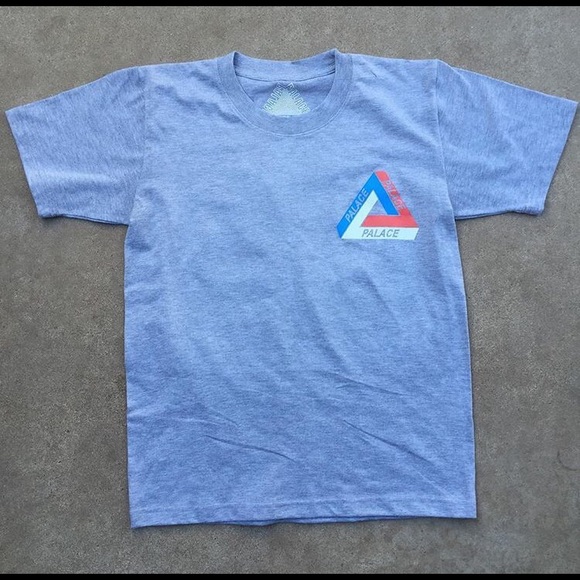palace t-shirt