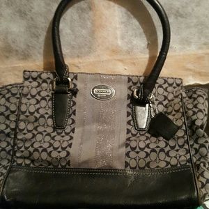 Coach shoulder bag