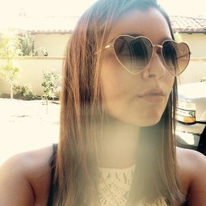 Meet your Posher, Annie