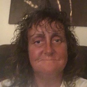 Meet your Posher, Liz