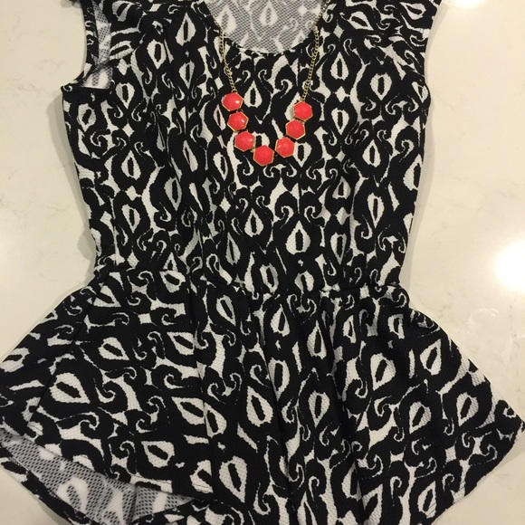 Special Deal Today : Dressy Shirt w/ necklace - Picture 3 of 3