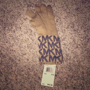 MK Gloves