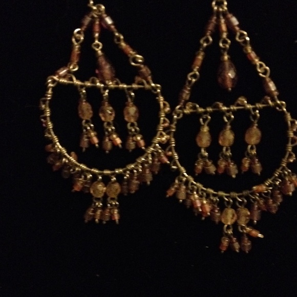 Earings - Picture 2 of 2