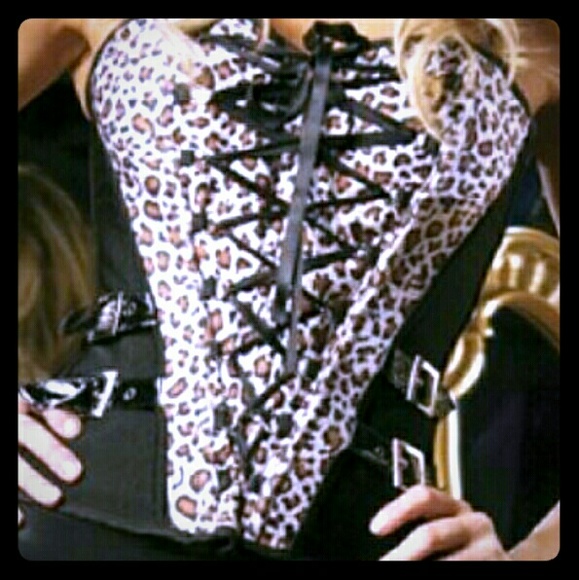 Be wicked Sophia corset  leopard for Halloween