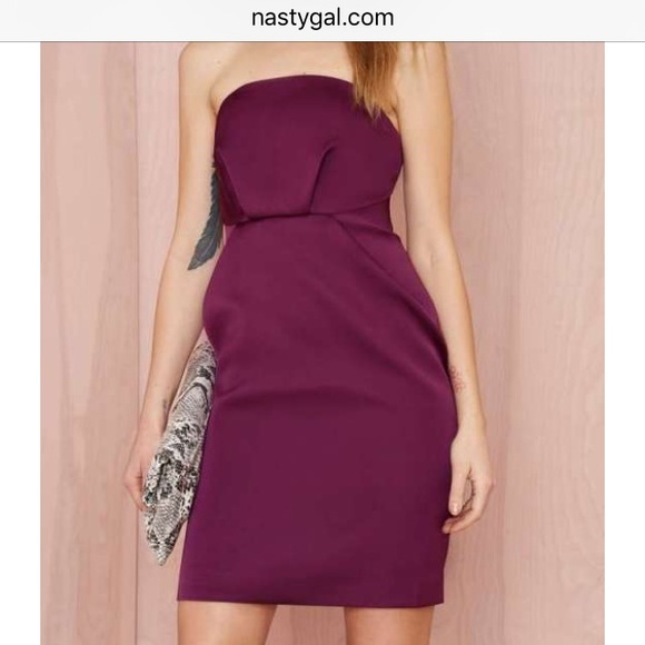 Cameo play with Fire strapless dress. - Picture 2 of 4